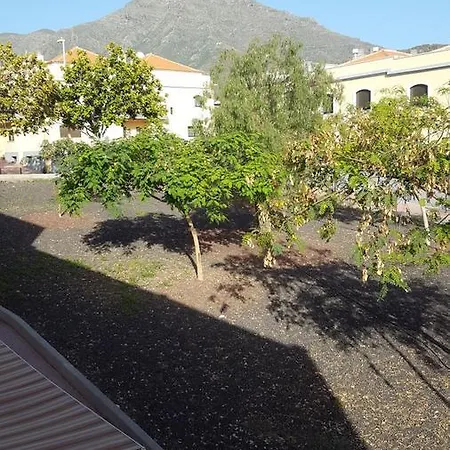 Av. San Borondon * Costa Adeje (Tenerife)