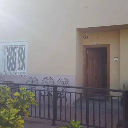 Av. San Borondon * Costa Adeje (Tenerife)